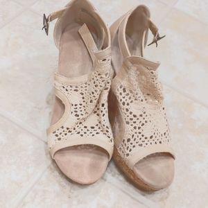 Lace Wedge Sandals sz 8